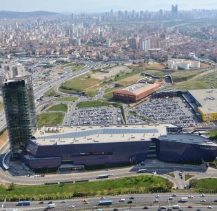 Anadolu Grubu Genel Müdürlük (1)